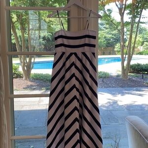 Jessica Simpson Maternity Dress